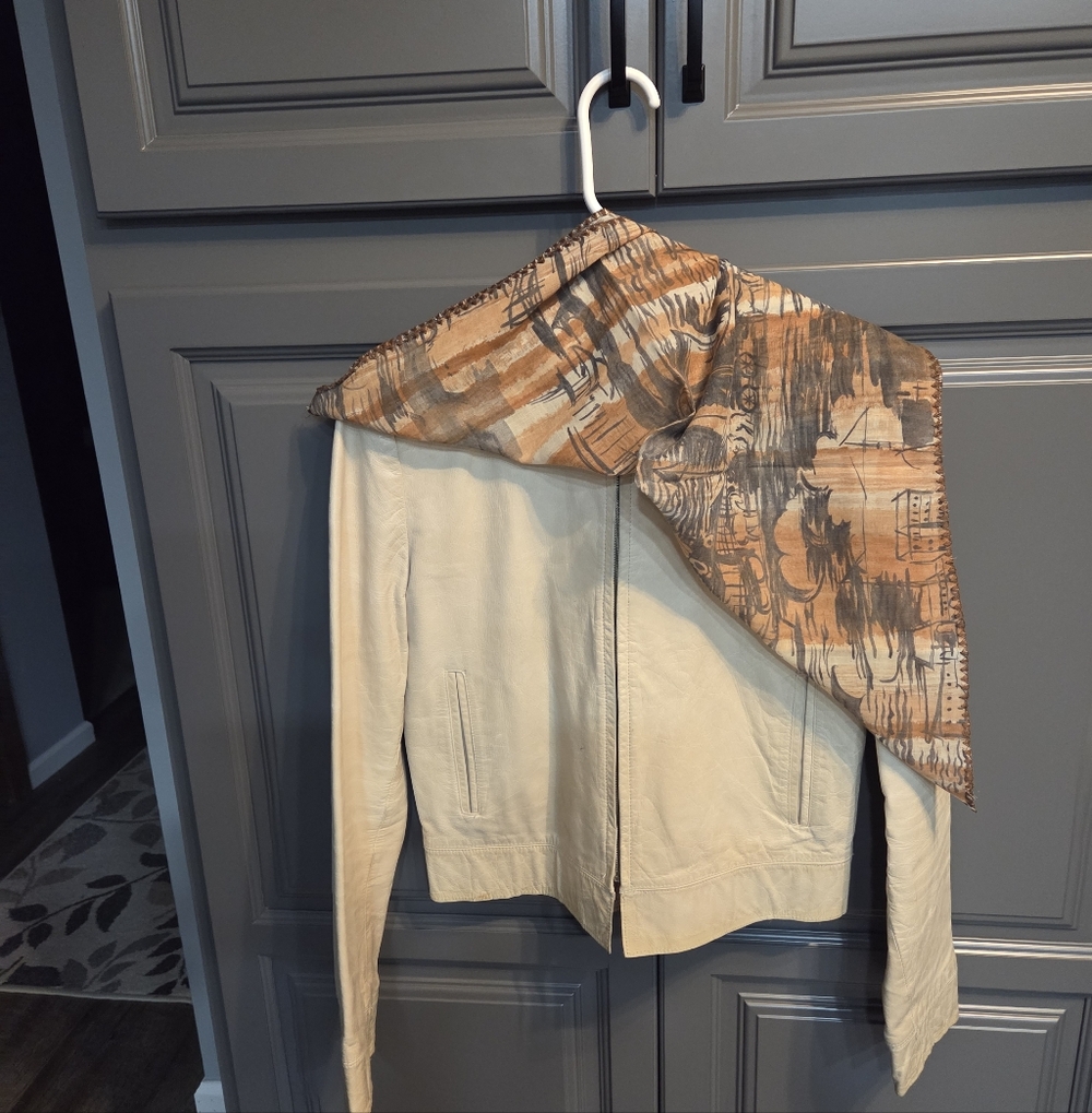 Carol Laurie Scarf